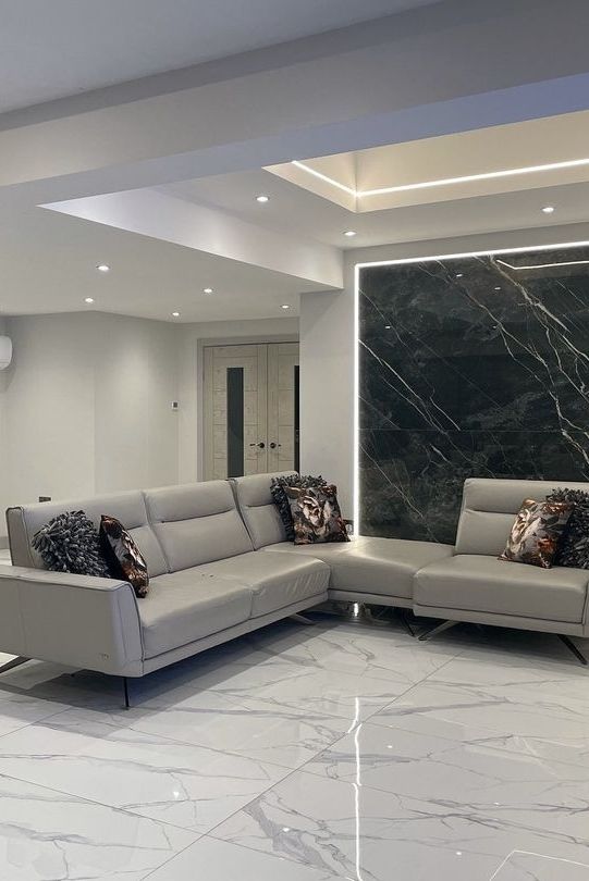 Gạch ốp tường phòng khách vân đá