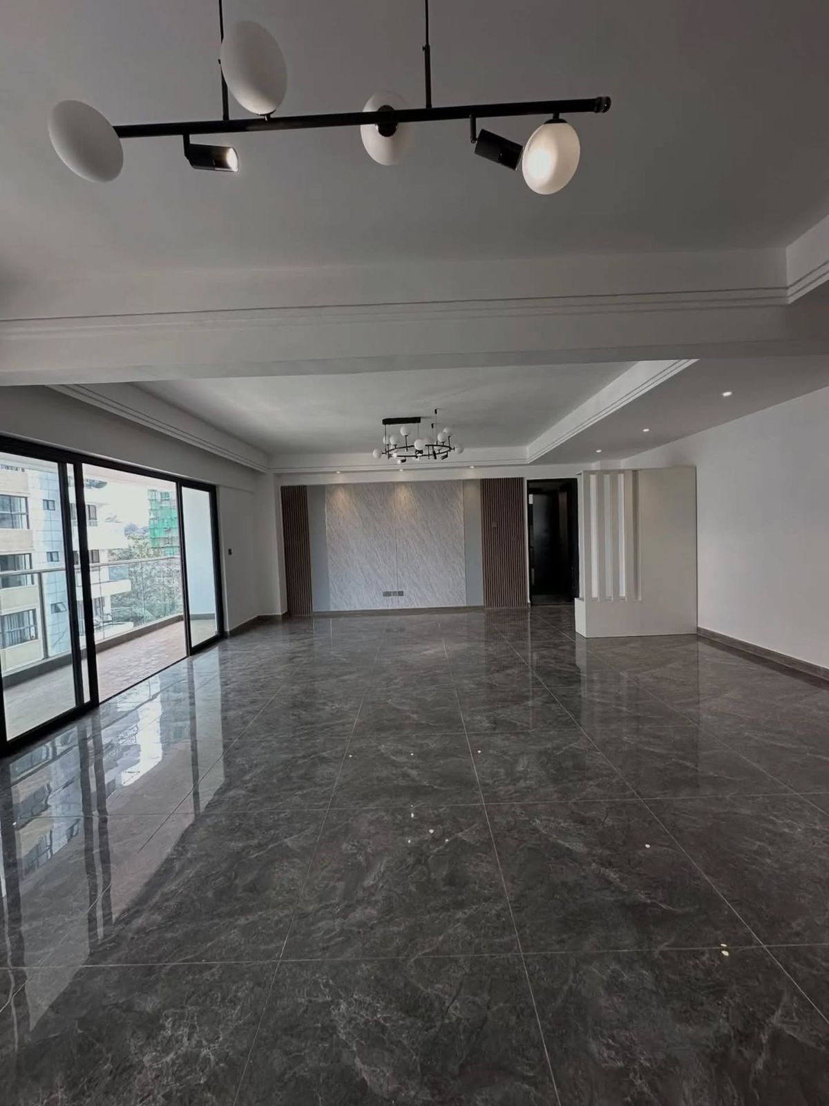 Mẫu gạch lát nền 80x80 giả đá marble
